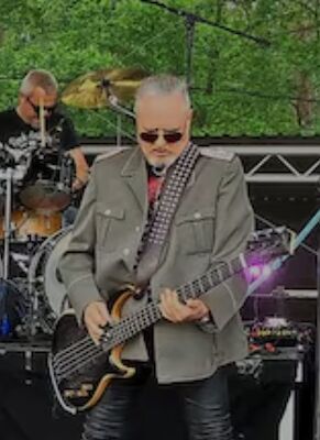 Ole Mike auf der Festivalbühne beim Metal Power in Wittstock